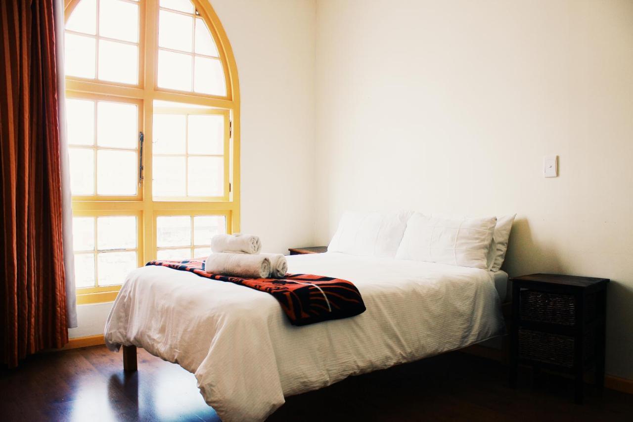 Scalabrini Accommodation Cape Town Bagian luar foto