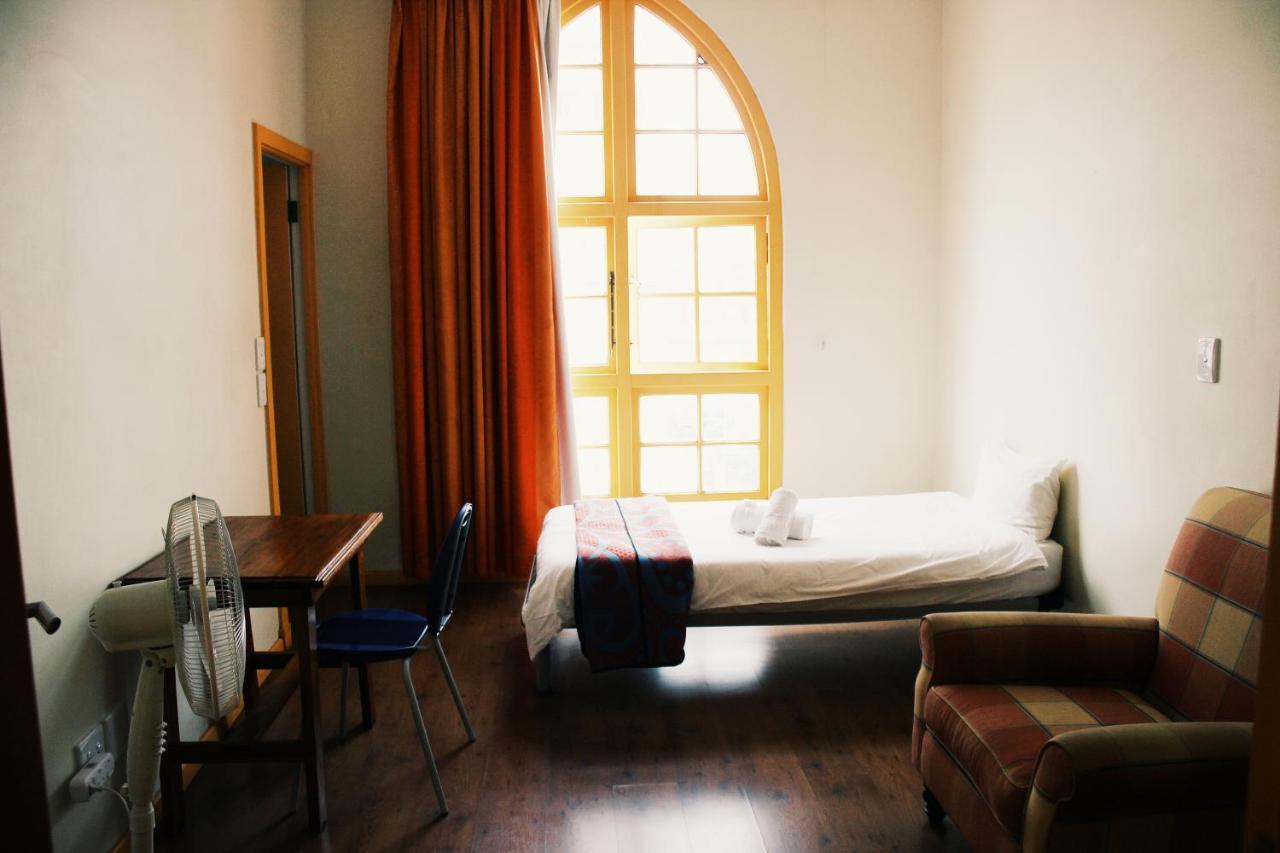 Scalabrini Accommodation Cape Town Bagian luar foto